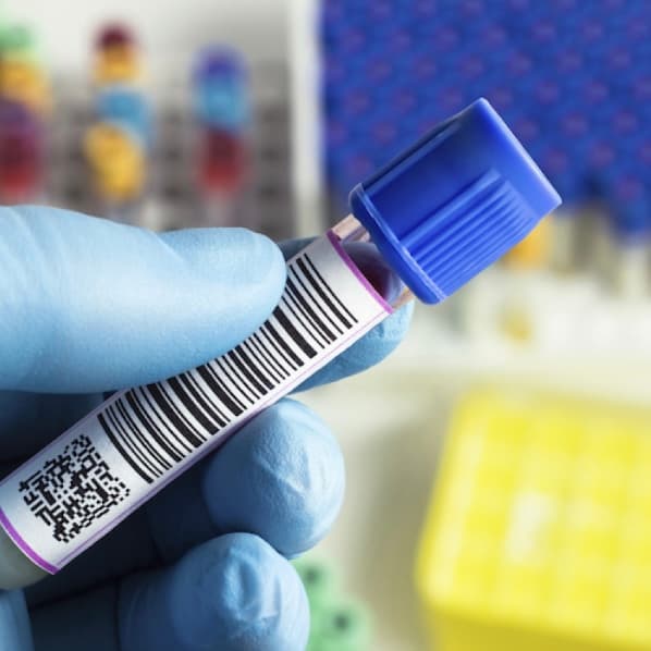 CATCH BIG DEALS ON THE LABELS